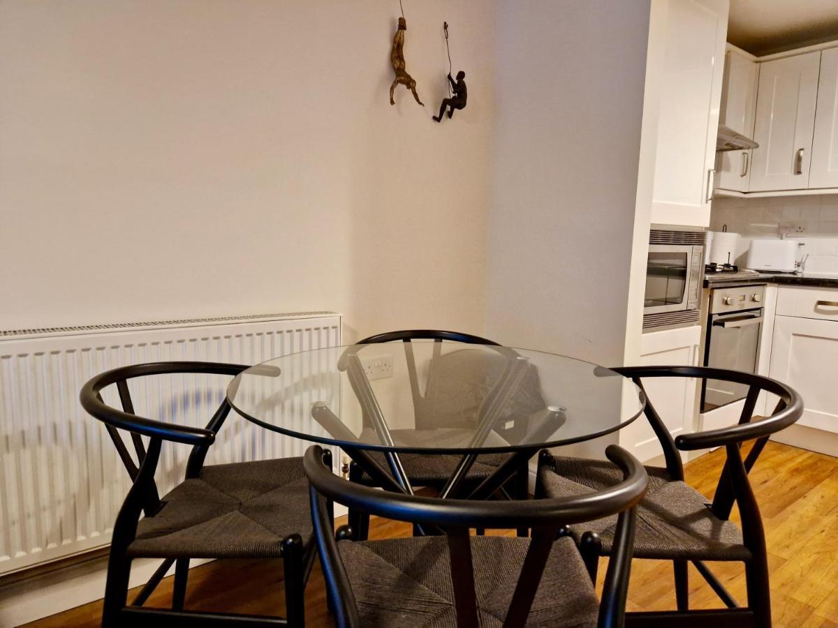 קובנטרי Stylish Luxury Serviced Apartment Next To City Centre With Free Parking - Contractors & Relocators מראה חיצוני תמונה